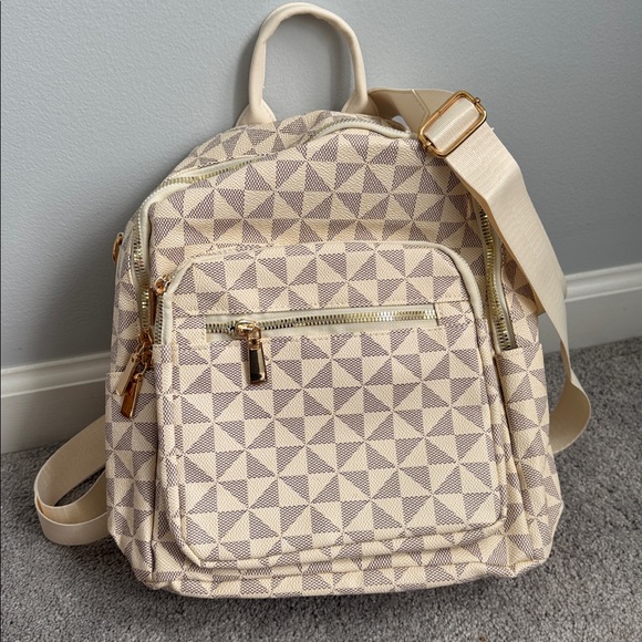 Geometric Patterned Cream Backpack - Picture 5 of 7